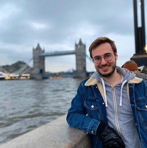 Meet your Posher, Victor